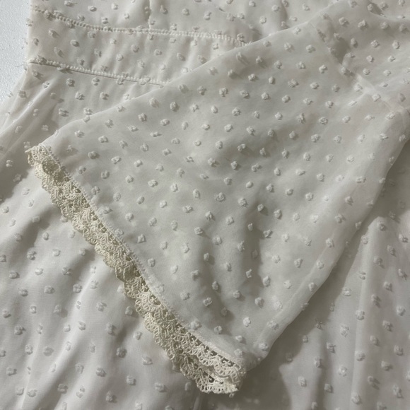 Altar’d State Romper Shorts White Lined Crocheted Trim Small - Picture 6 of 11
